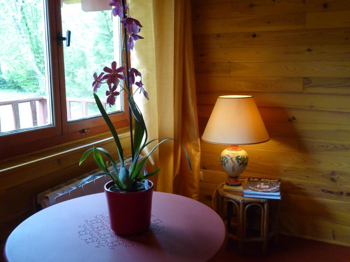 Chalet Aux Pied Des Vignes Montigny  Exterior photo